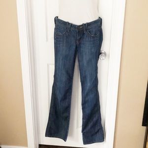 🤚 MNG jean size 4